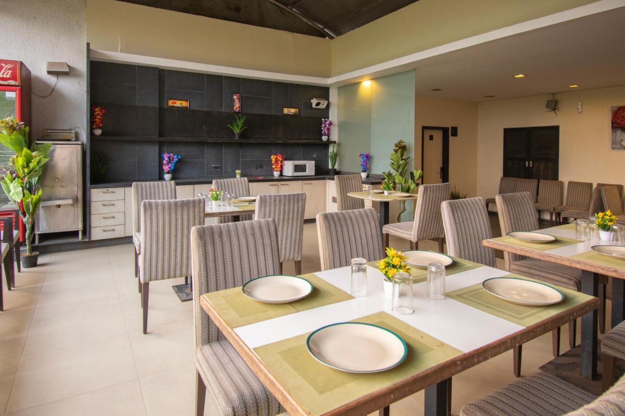 Octave Koregaon Park Pune Exterior photo