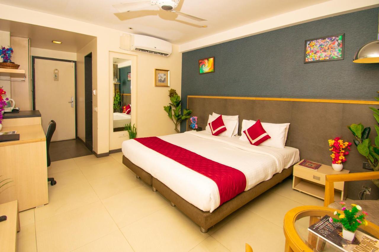 Octave Koregaon Park Pune Exterior photo