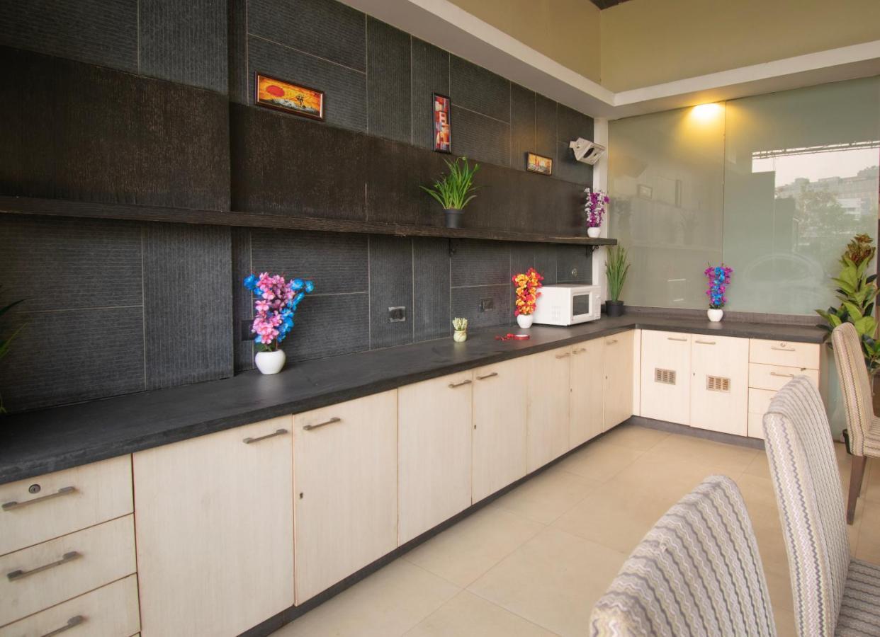 Octave Koregaon Park Pune Exterior photo